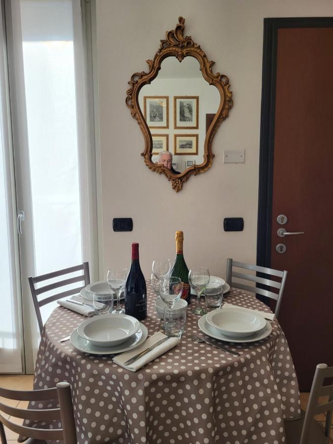 Residence Belvedere Apartment Volesio Tremezzo Bagian luar foto